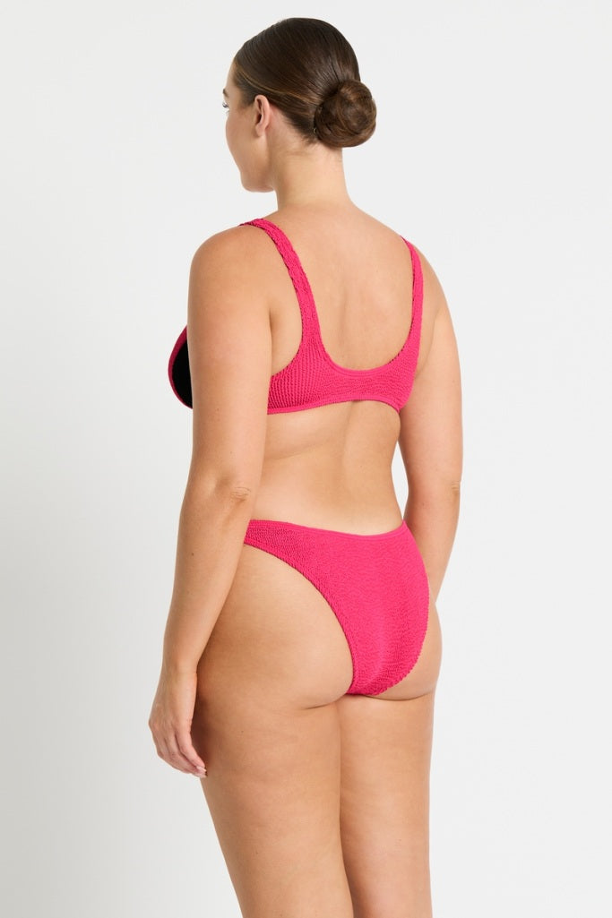 Bond-eye Splice Scout Crop - Raspberry Black