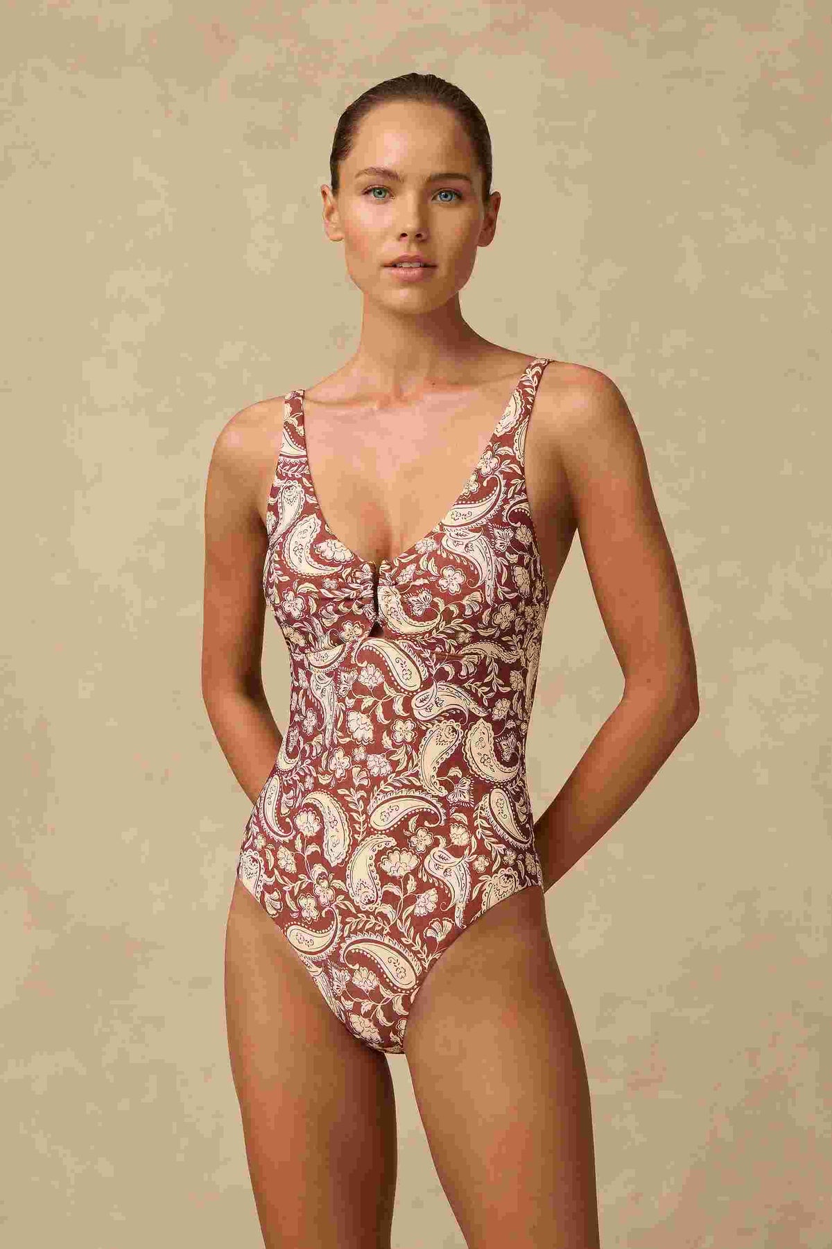 Monte & Lou Multi Fit U Wire One Piece - Luna