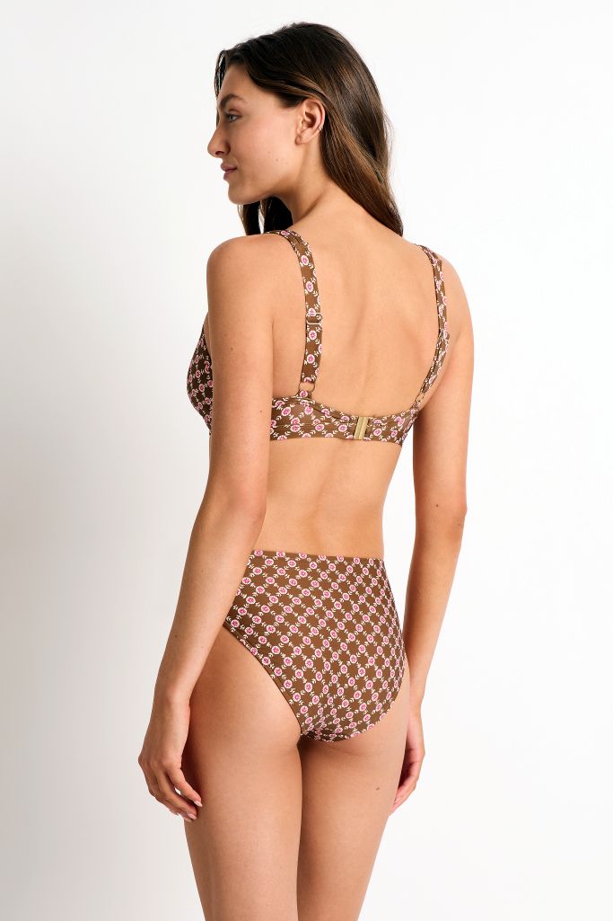 Monte & Lou Mid Rise Ruched Pant - Diva