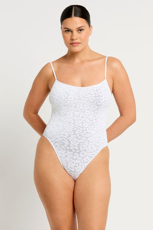 Bond-eye Low Palace One Piece - Optic White Leopard