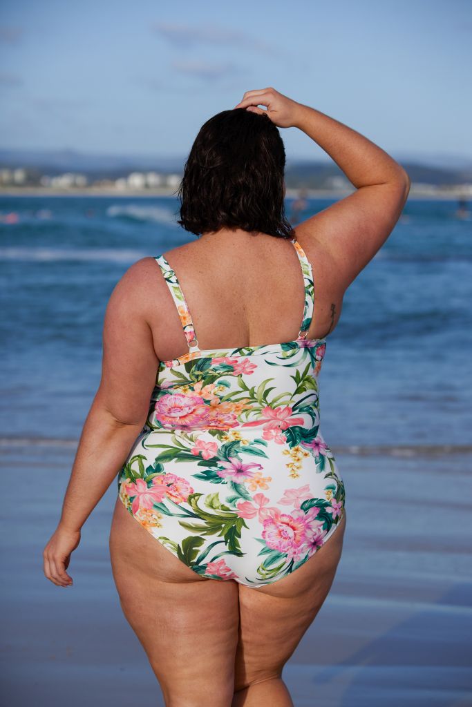 Capriosca 3 Tier One Piece - Bora Bora White