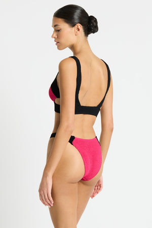 Bond-eye Splice Scene Brief - Raspberry Black