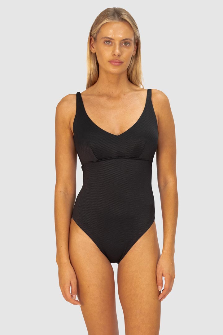 Baku D-E One Piece - Rococco