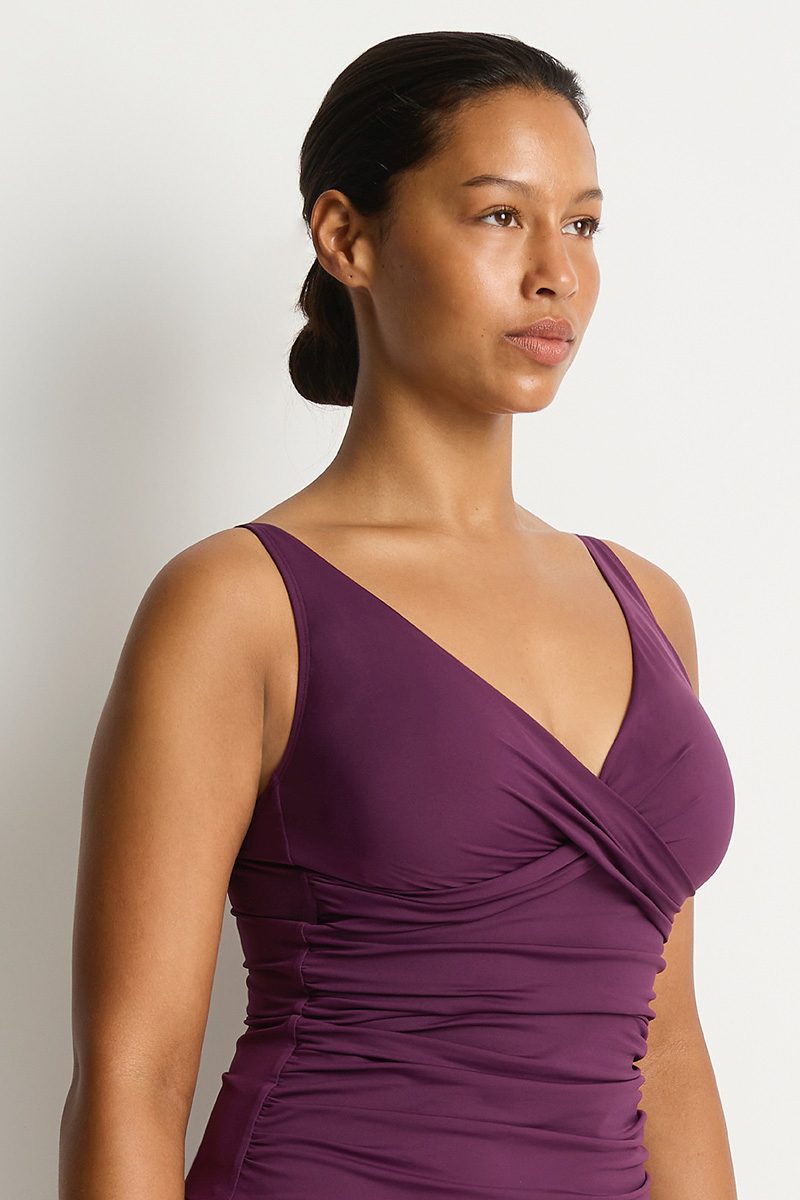 Sea Level Cross Front Multifit Singlet Top - Essentials Edit
