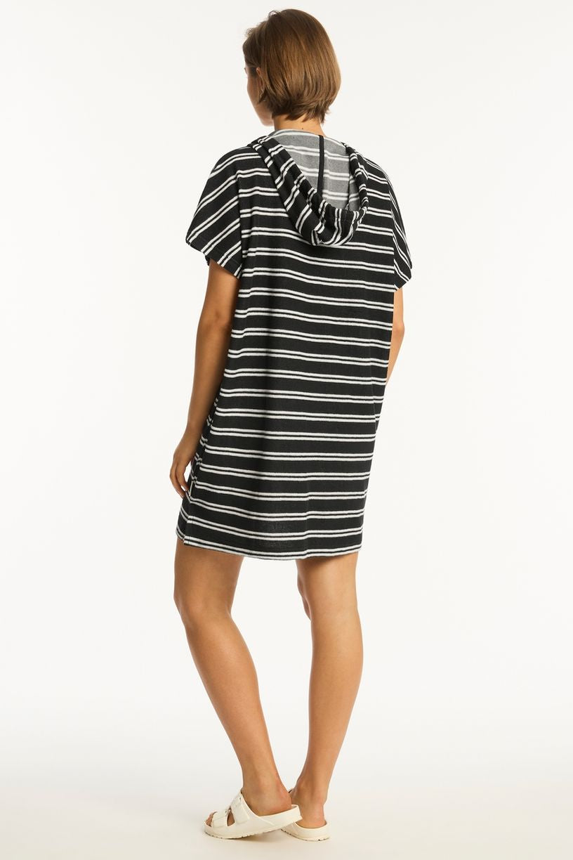 Sea Level Surf Poncho - Beach Essentials