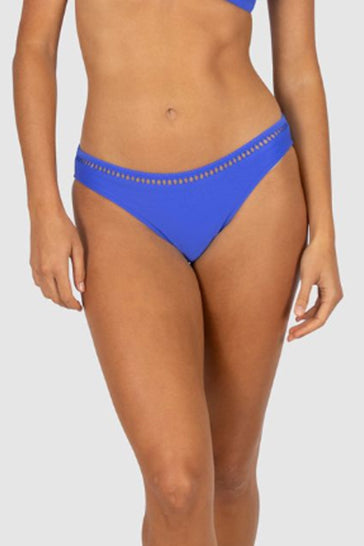 Baku Ladder Lace Regular Pant - Rococco