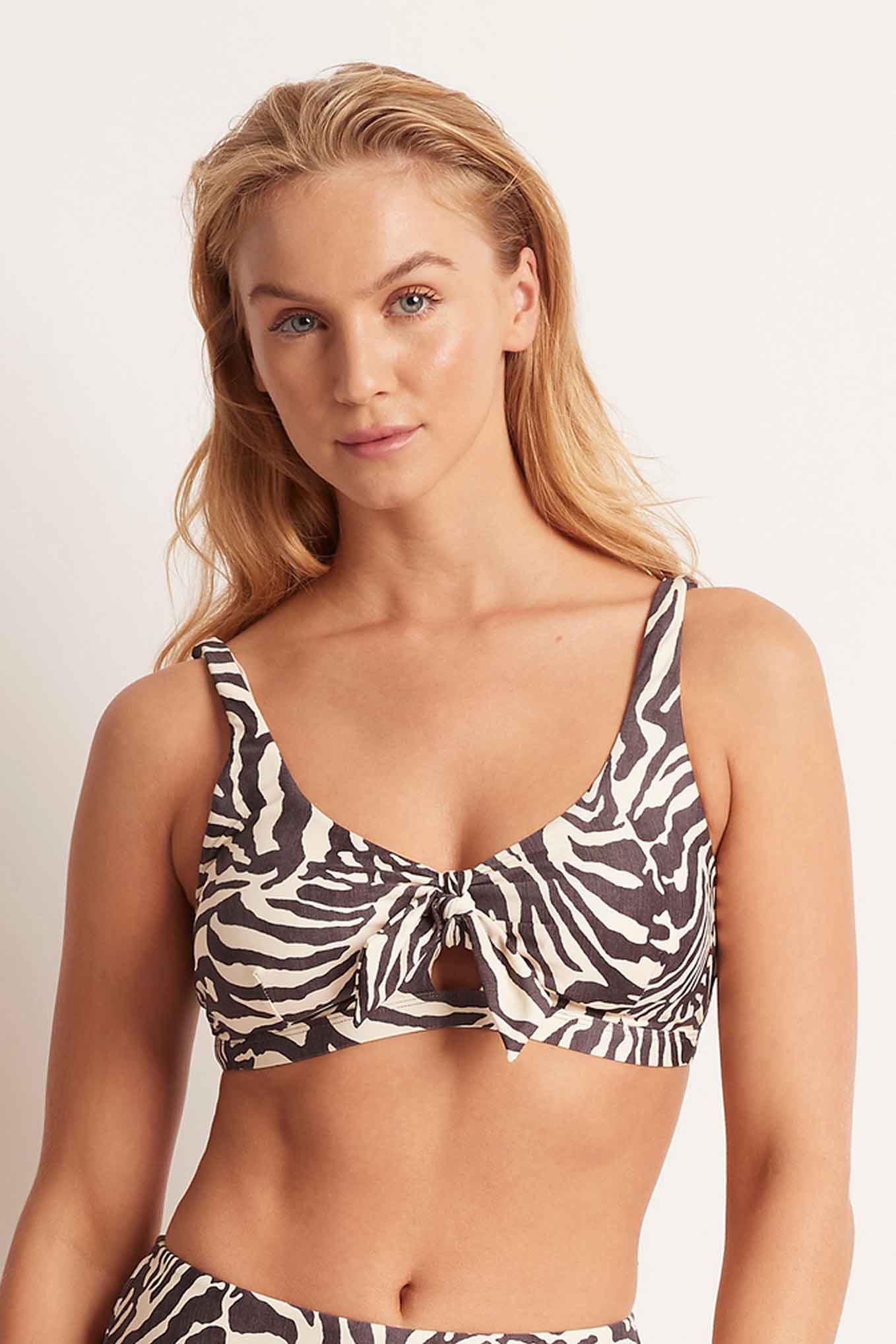 Monte & Lou Multi Fit Crop Top - Paluma