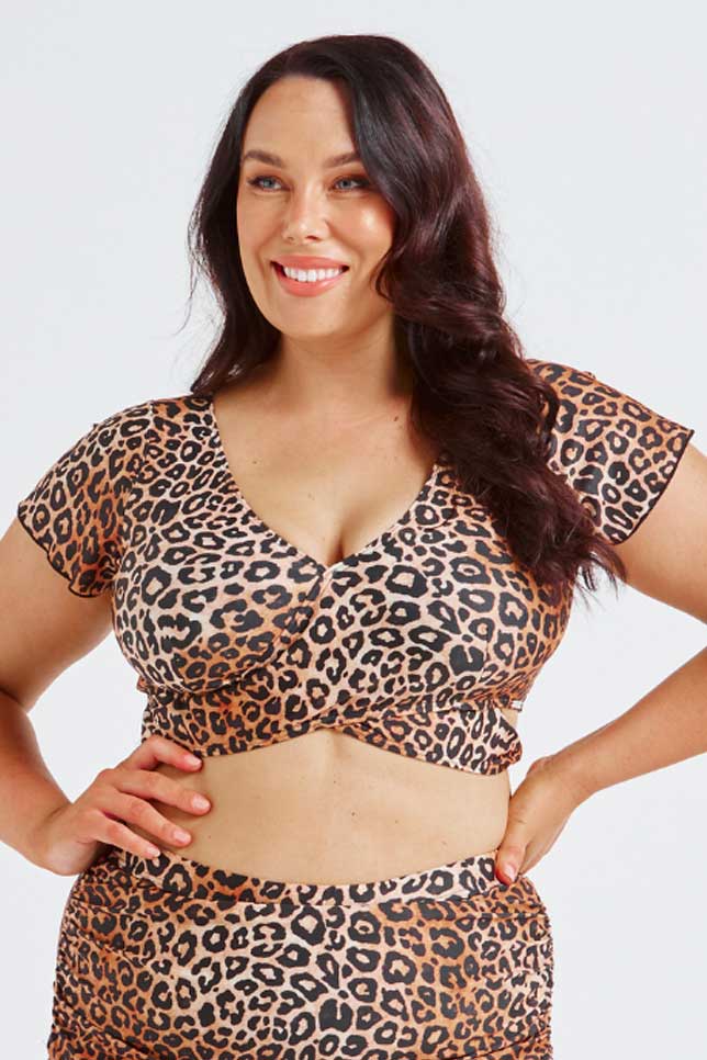 Capriosca Wrap Crop Top - Leopard